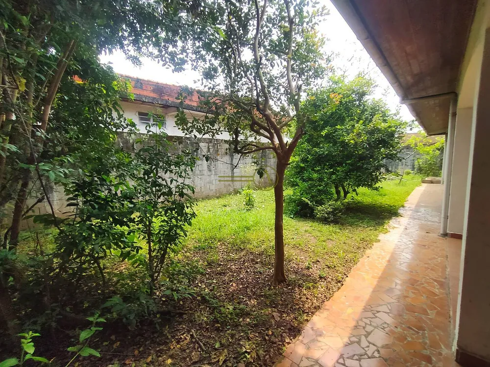Casa, 3 quartos, 305 m² - Foto 1