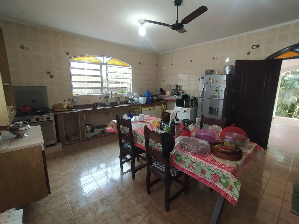 Casa, 3 quartos, 305 m² - Foto 1