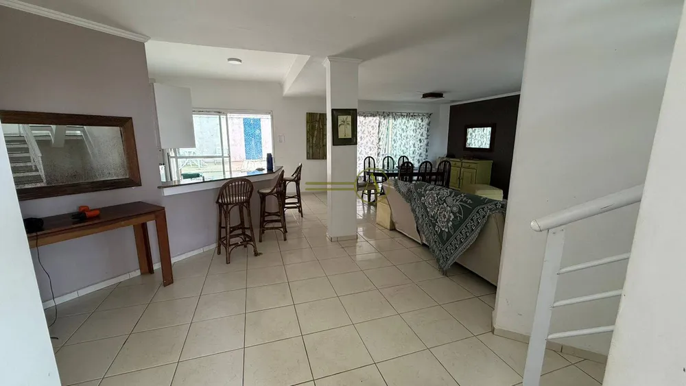 Sobrado, 4 quartos, 286 m² - Foto 2
