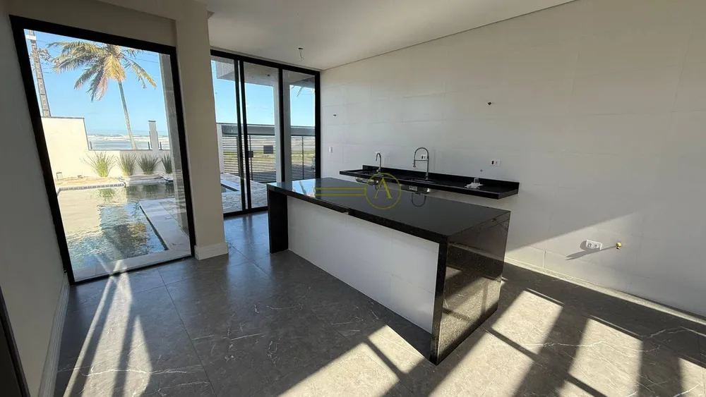 Sobrado, 4 quartos, 242 m² - Foto 8
