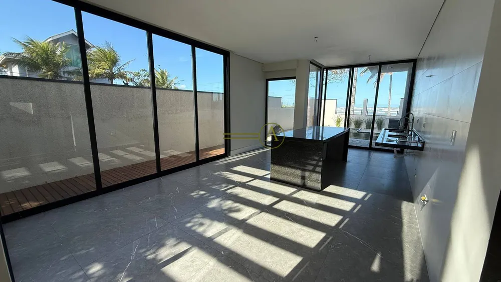 Sobrado, 4 quartos, 242 m² - Foto 3