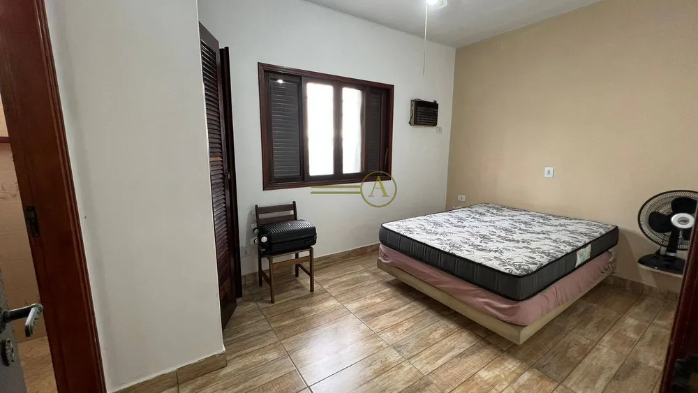 Casa, 4 quartos, 149 m² - Foto 1