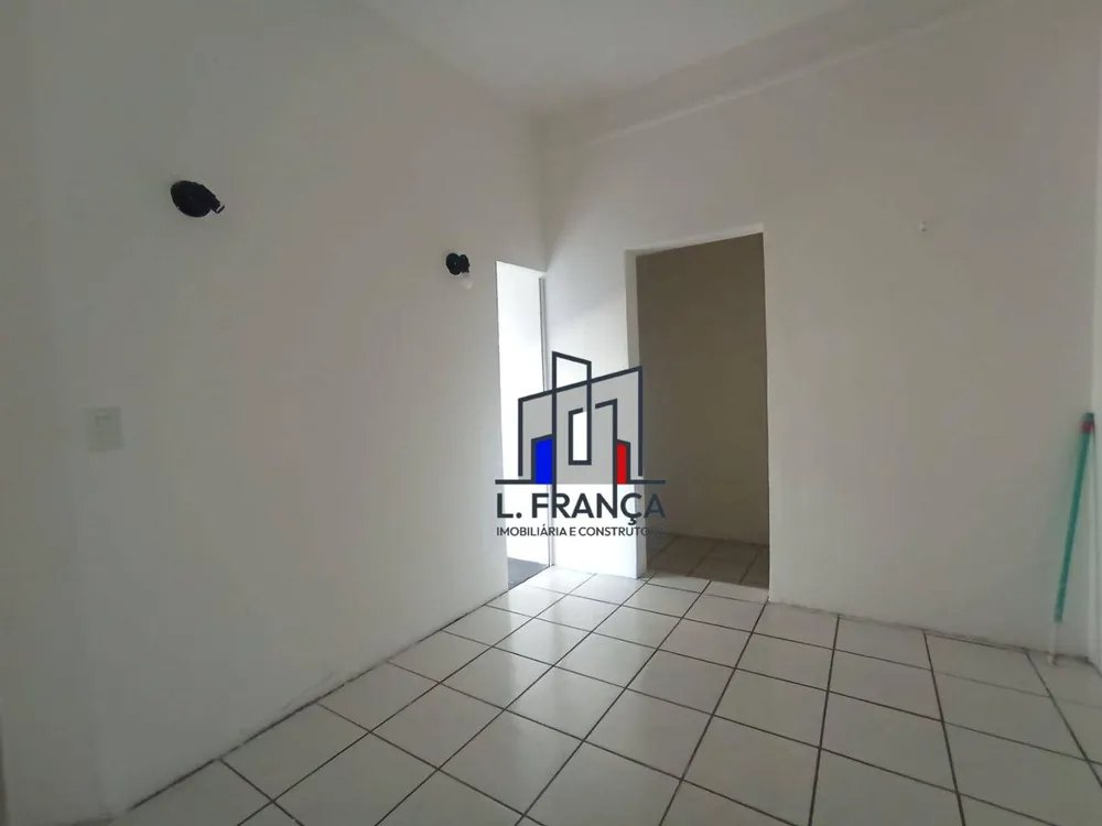Casa, 3 quartos, 185 m² - Foto 2