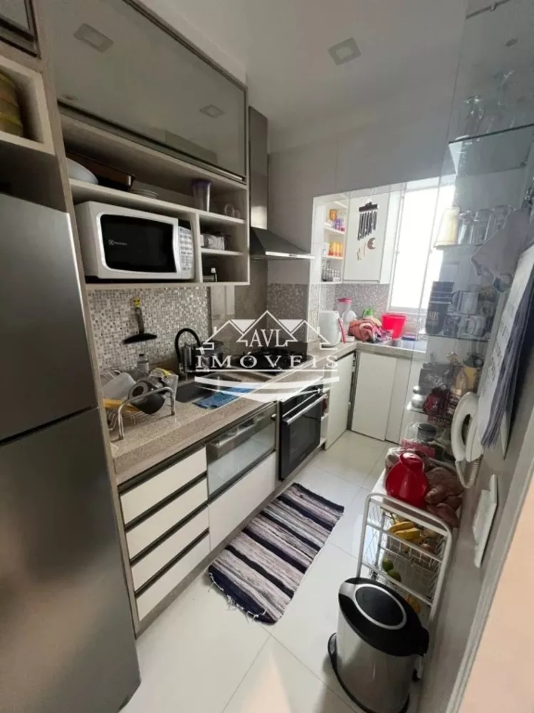 Apartamento à venda com 2 quartos, 68m² - Foto 3