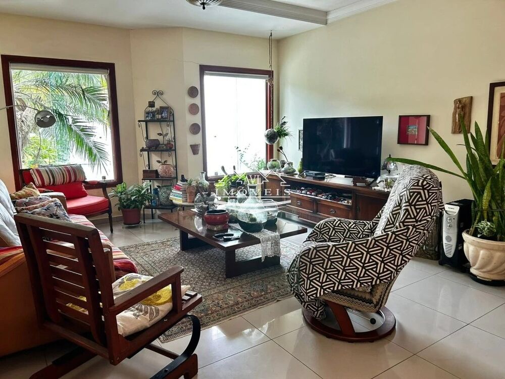 Sobrado, 3 quartos, 219 m² - Foto 3