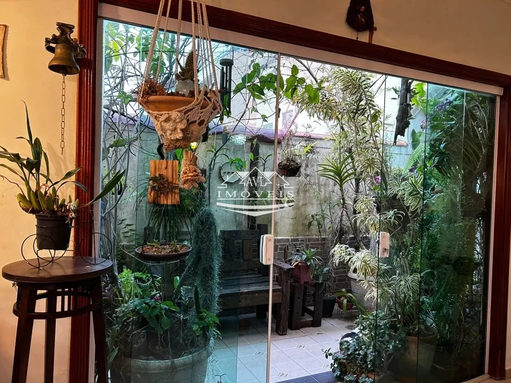 Sobrado, 3 quartos, 219 m² - Foto 8