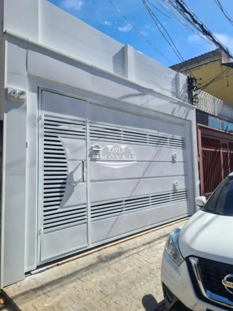 Sobrado, 4 quartos, 240 m² - Foto 1