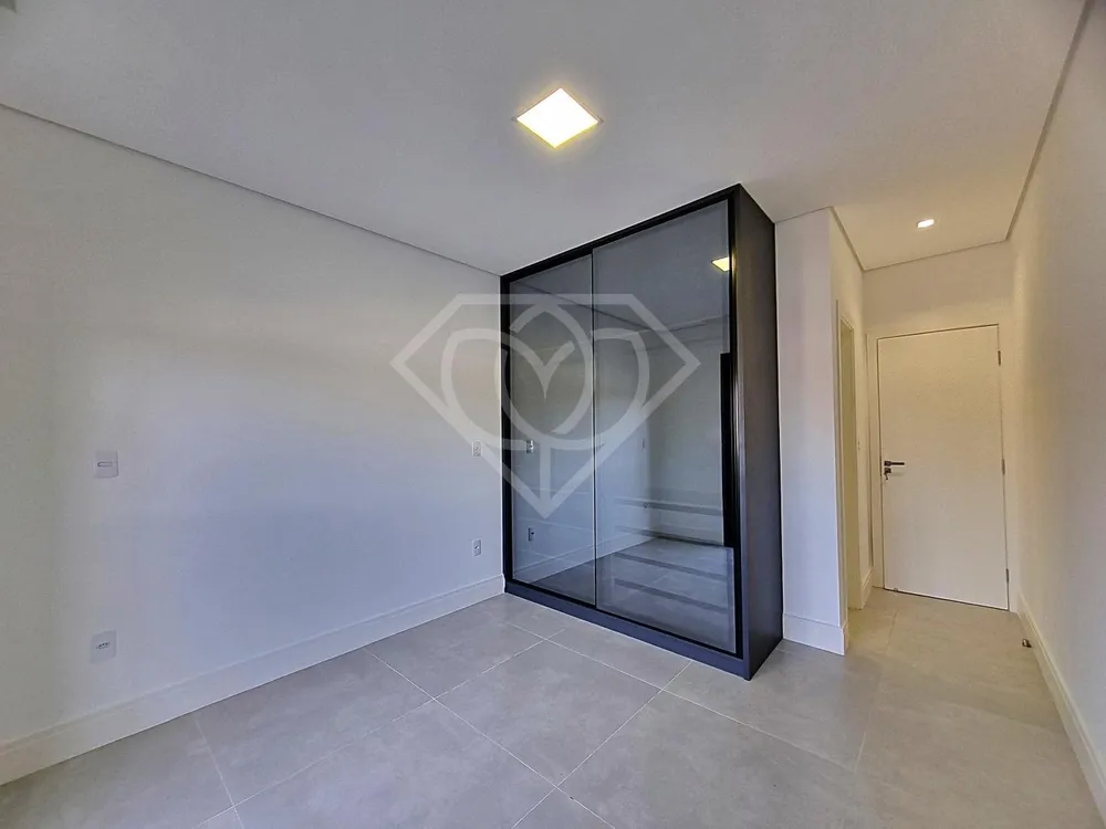 Sobrado, 3 quartos, 198 m² - Foto 2