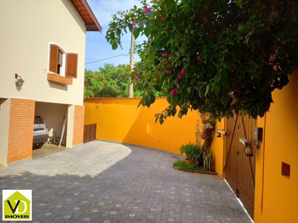 Casa, 4 quartos, 300 m² - Foto 1