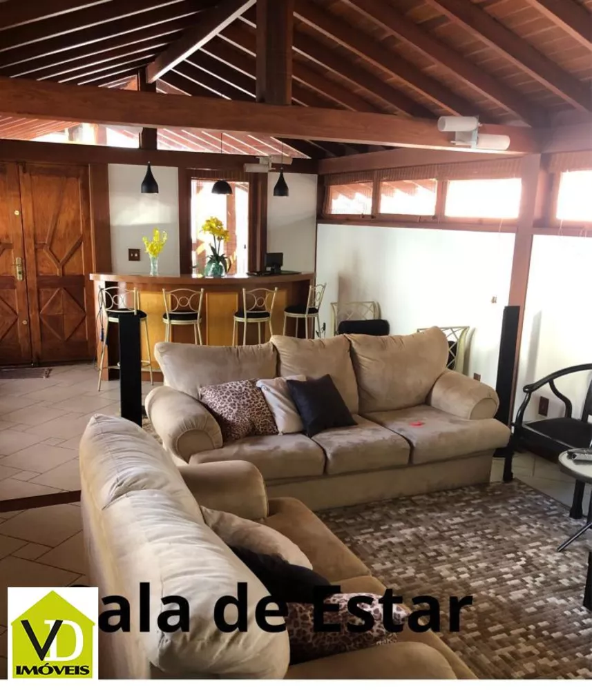 Casa à venda com 4 quartos, 357m² - Foto 2