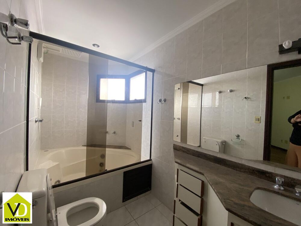 Apartamento, 3 quartos, 180 m² - Foto 2
