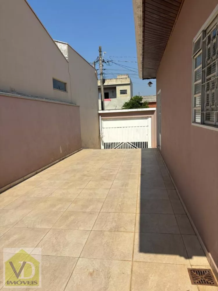 Casa à venda com 4 quartos, 120m² - Foto 3