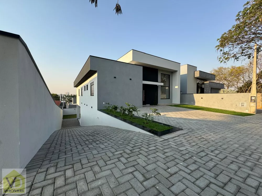 Casa de Condomínio à venda com 3 quartos, 232m² - Foto 3