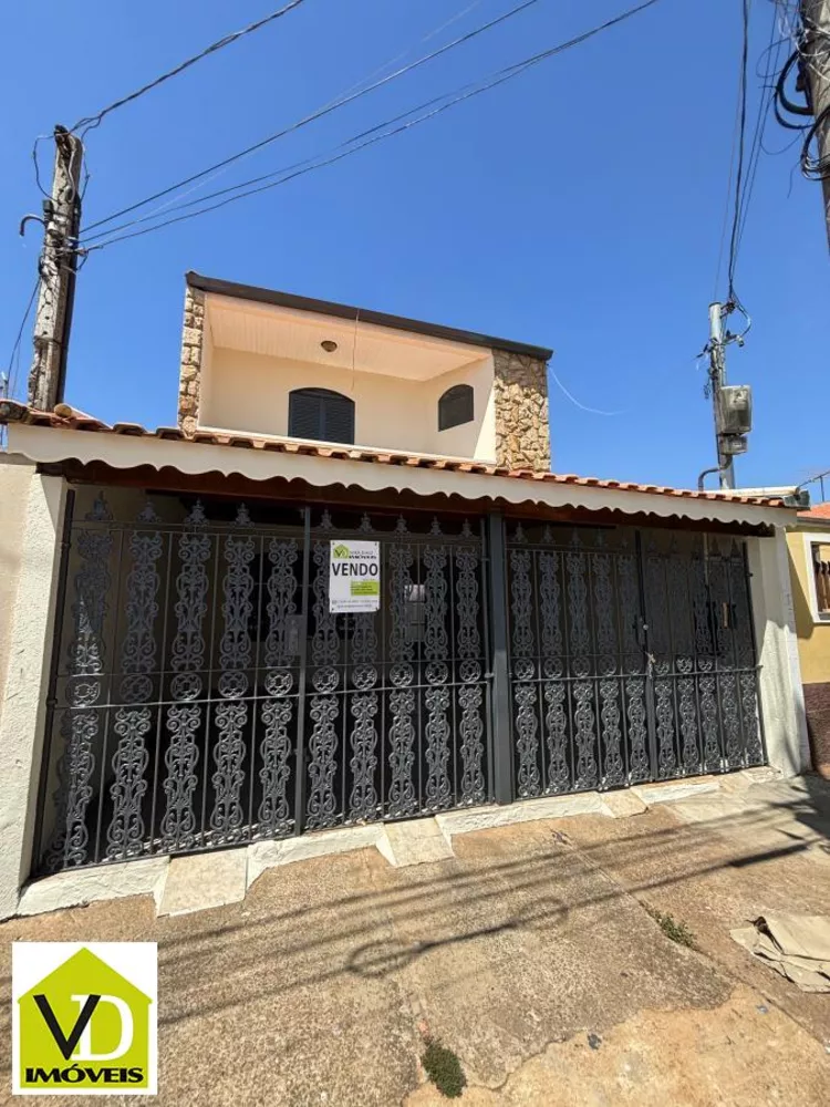 Sobrado à venda com 4 quartos, 150m² - Foto 2