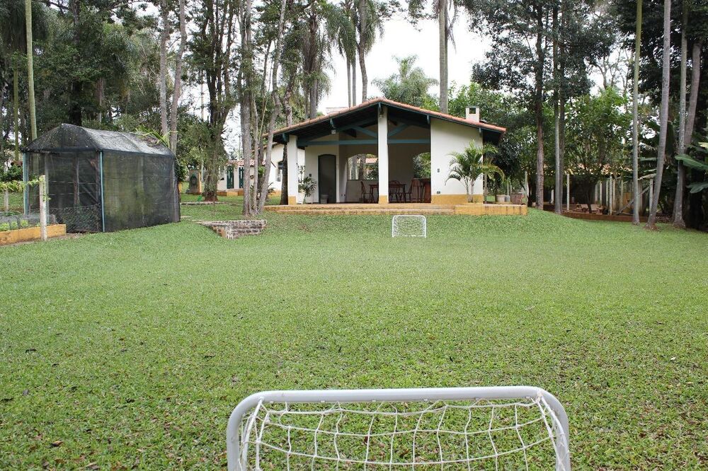 Chácara à venda com 5 quartos, 600m² - Foto 10