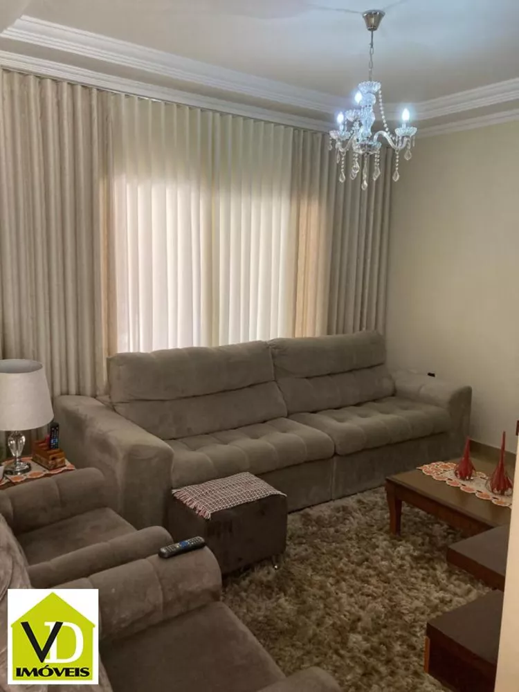 Sobrado à venda com 3 quartos, 131m² - Foto 1