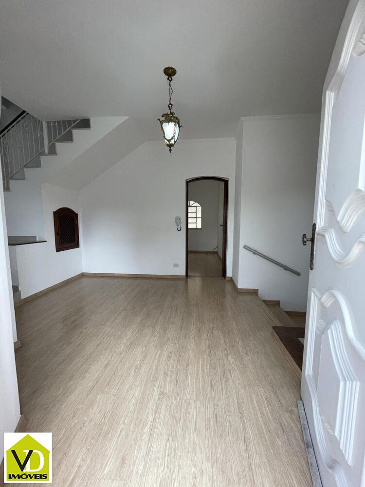 Sobrado à venda com 5 quartos, 360m² - Foto 1