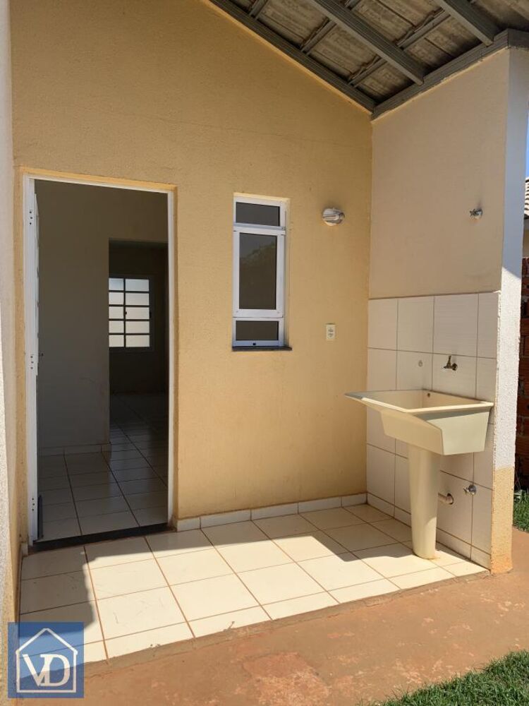 Casa à venda com 2 quartos, 45m² - Foto 11