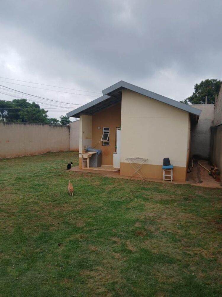 Casa à venda com 2 quartos, 45m² - Foto 1