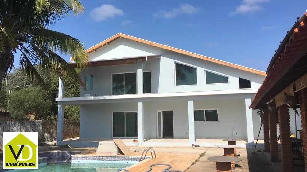 Casa de Condomínio à venda com 4 quartos, 472m² - Foto 1