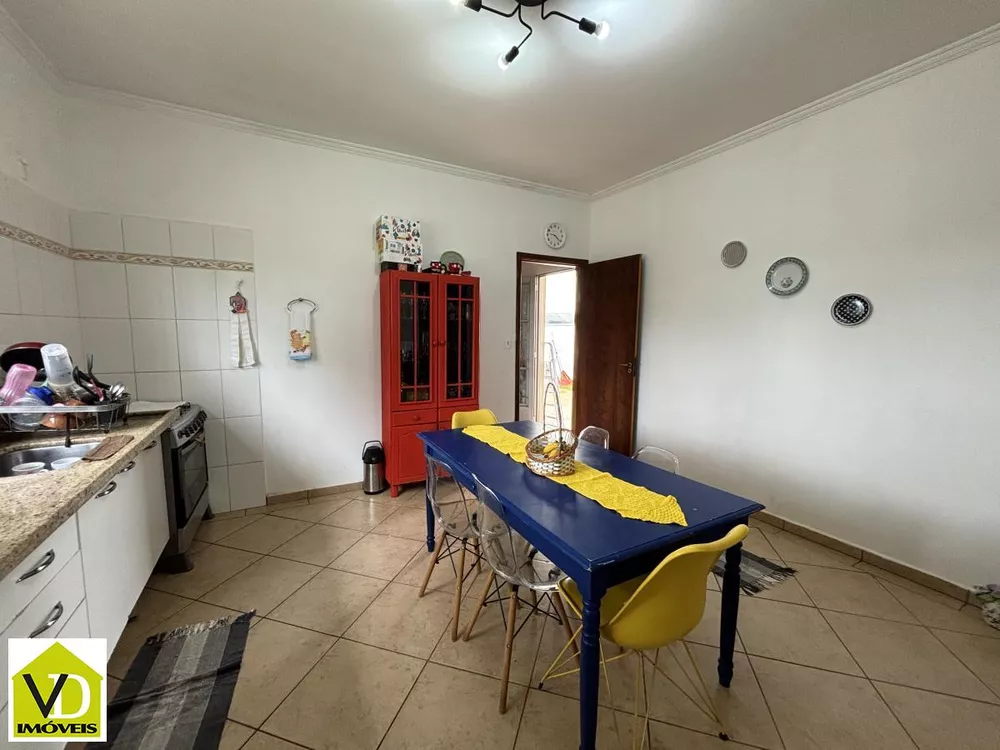 Casa de Condomínio à venda com 3 quartos, 185m² - Foto 3