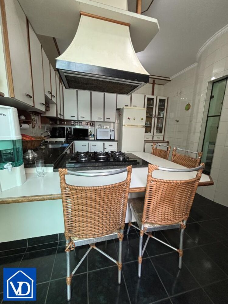 Sobrado, 4 quartos, 300 m² - Foto 38