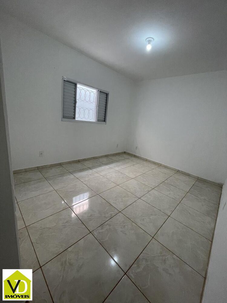 Casa à venda com 2 quartos, 56m² - Foto 8