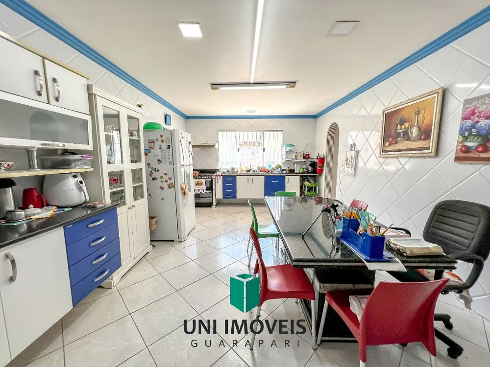 Casa, 4 quartos, 280 m² - Foto 1