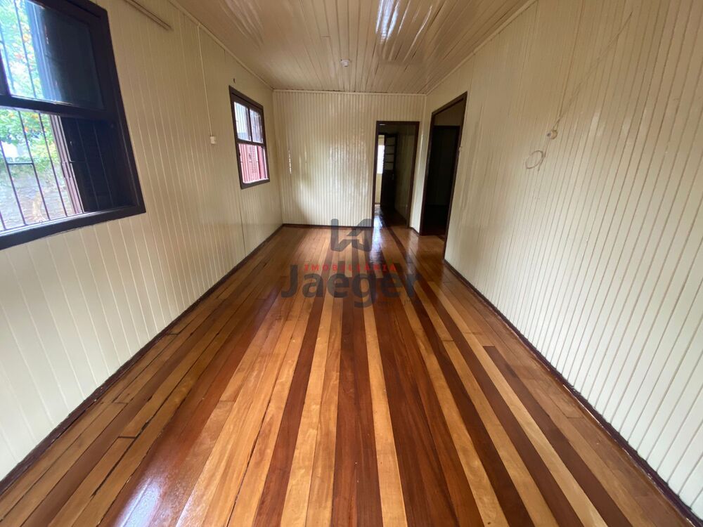 Casa à venda com 3 quartos, 98m² - Foto 5
