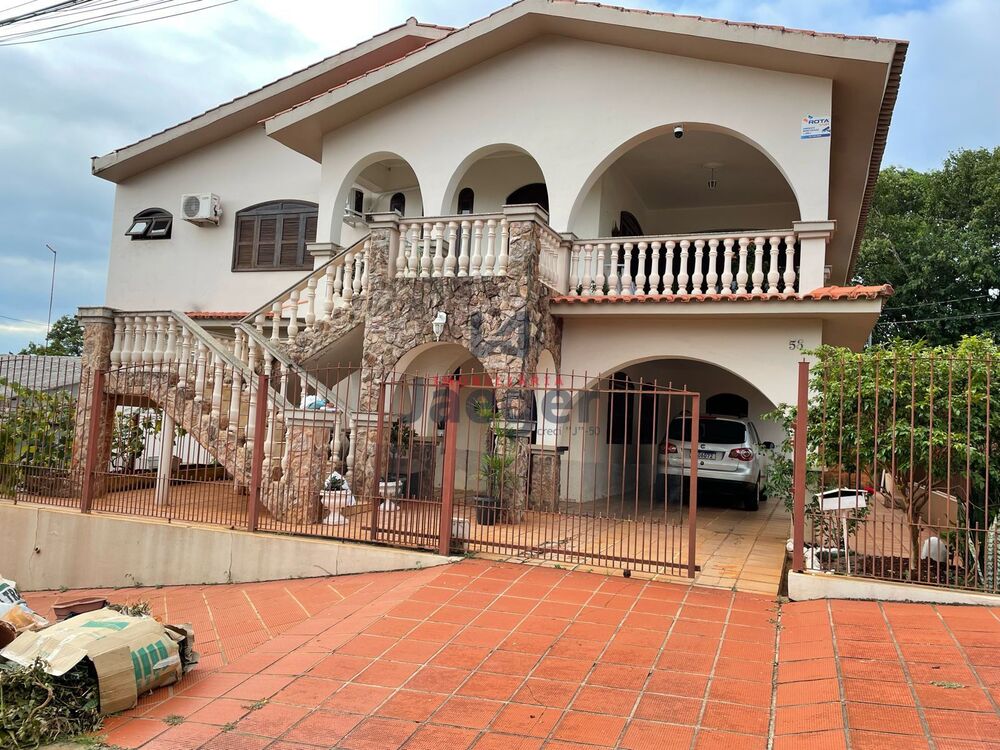 Casa, 7 quartos, 187 m² - Foto 2