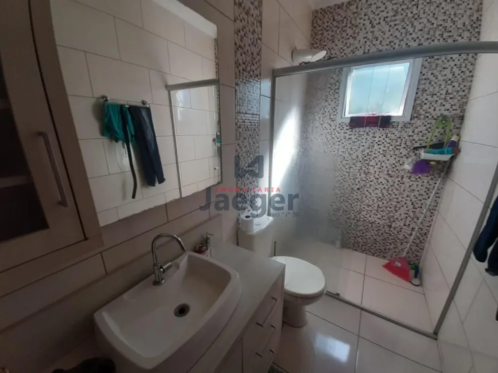 Casa, 3 quartos, 197 m² - Foto 2
