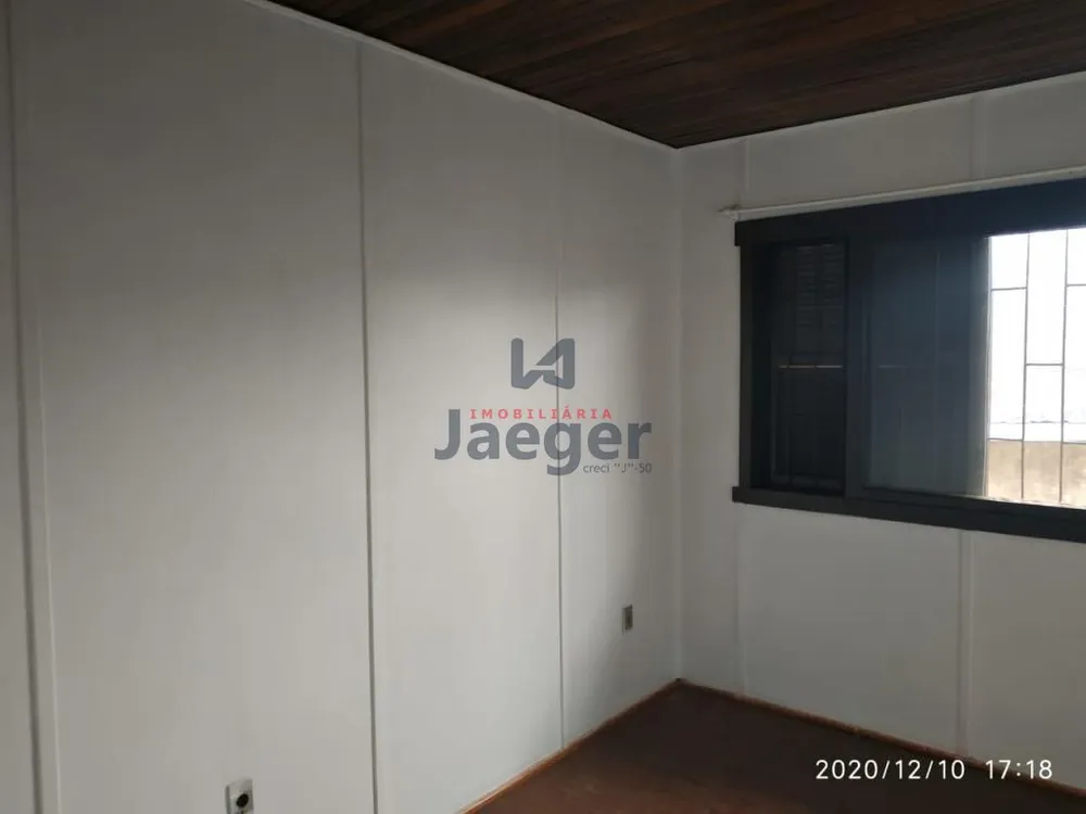 Casa, 3 quartos, 230 m² - Foto 1