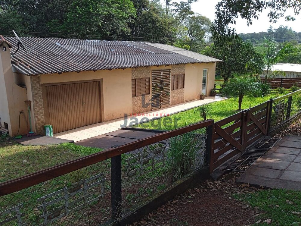 Chácara à venda com 3 quartos, 15000m² - Foto 8