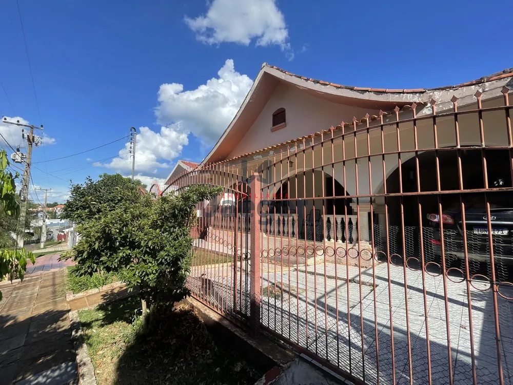 Casa, 3 quartos, 183 m² - Foto 1