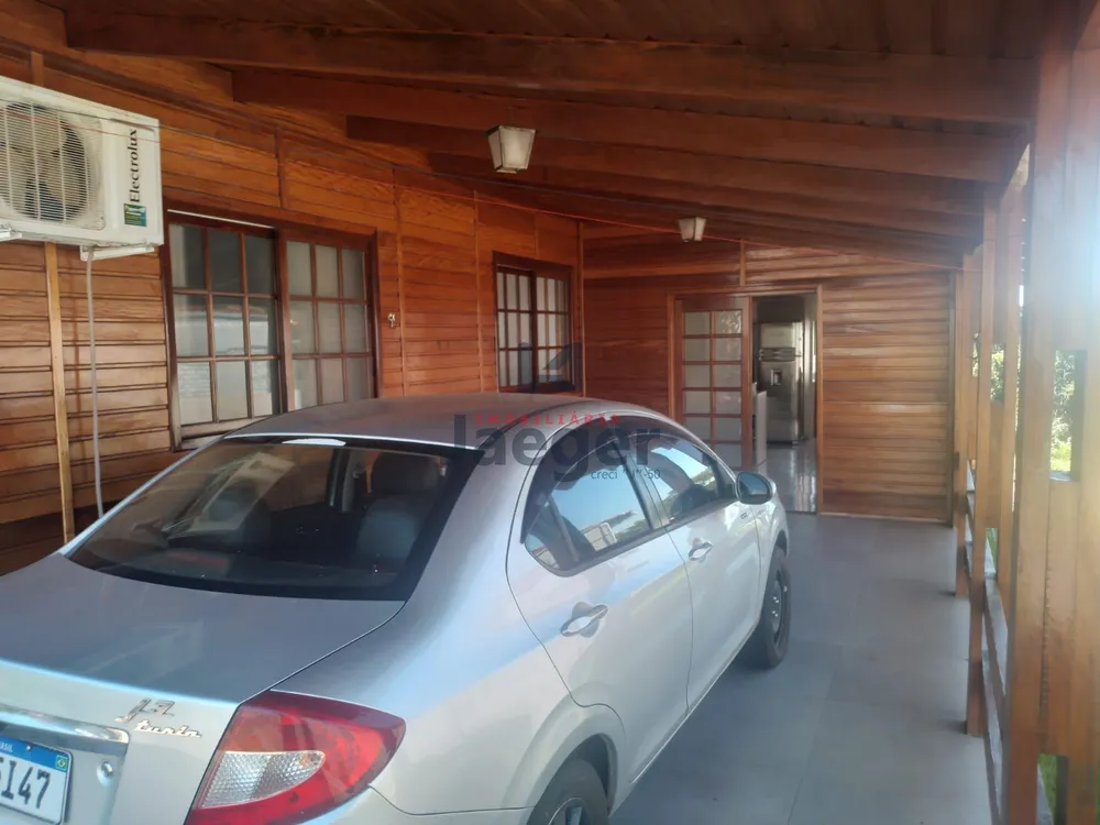 Casa, 4 quartos, 180 m² - Foto 1