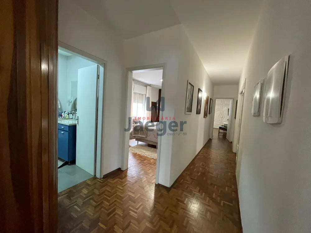 Casa, 4 quartos, 447 m² - Foto 1