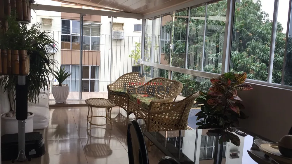 Apartamento, 3 quartos, 140 m² - Foto 4