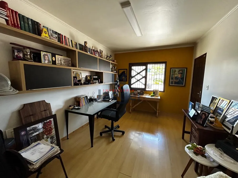 Casa, 4 quartos, 250 m² - Foto 5