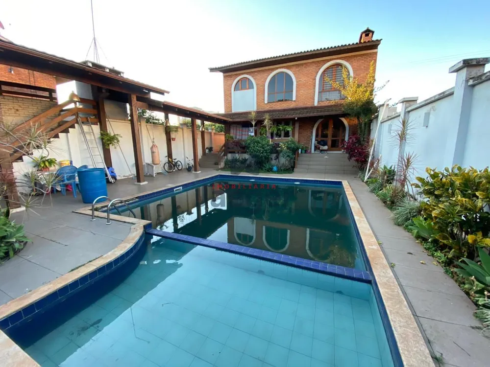 Casa, 3 quartos, 312 m² - Foto 4