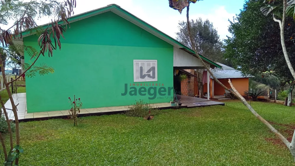 Fazenda à venda com 2 quartos, 20000m² - Foto 3