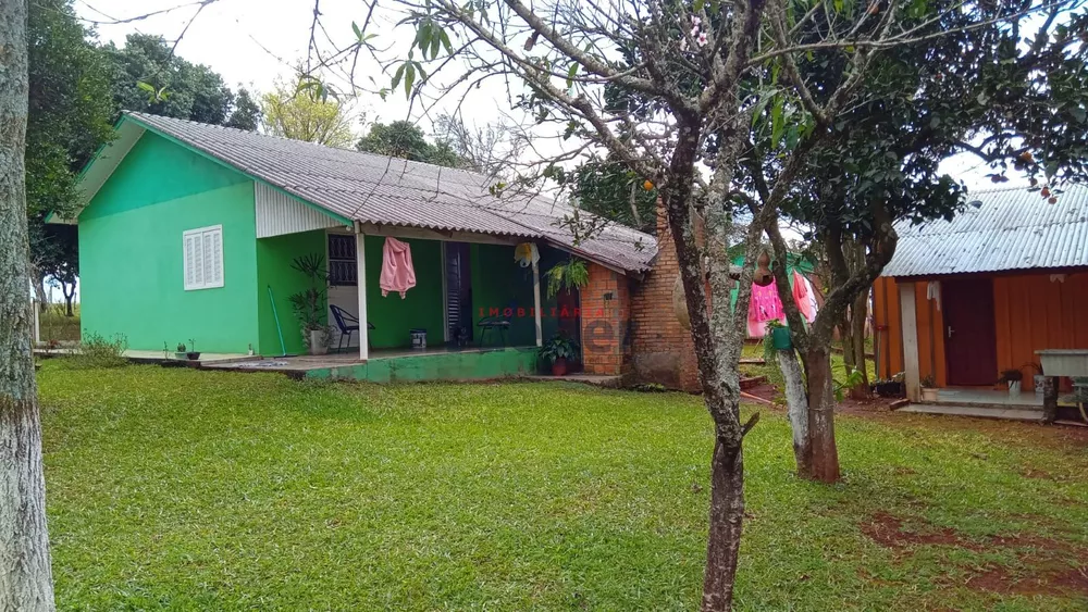 Fazenda à venda com 2 quartos, 20000m² - Foto 1