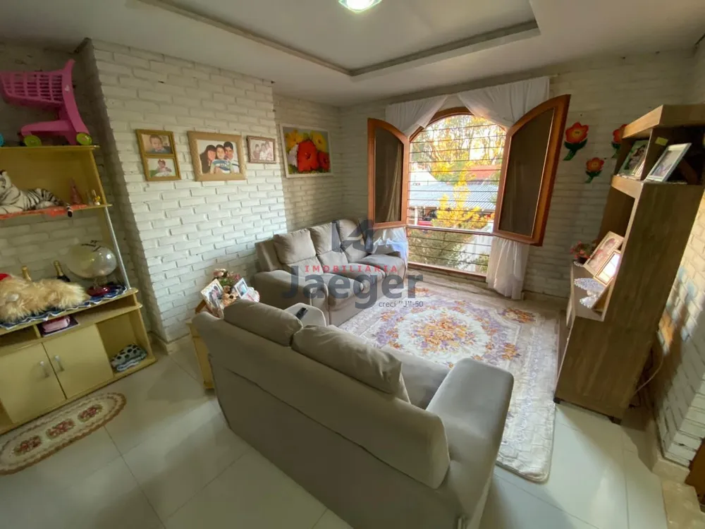 Casa, 3 quartos, 388 m² - Foto 1