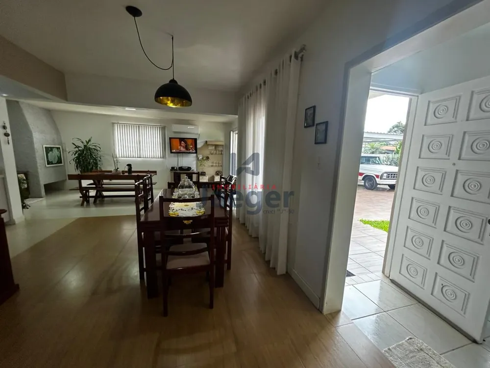 Casa, 3 quartos, 247 m² - Foto 6