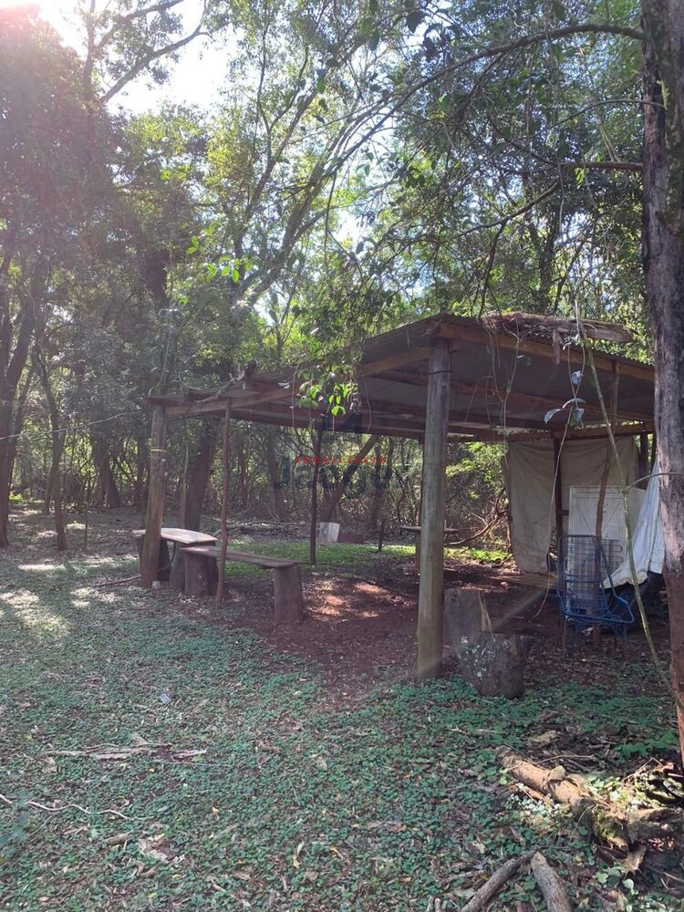 Sítio à venda com 2 quartos, 89999m² - Foto 2