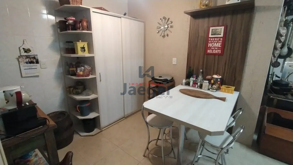 Apartamento, 3 quartos, 146 m² - Foto 2