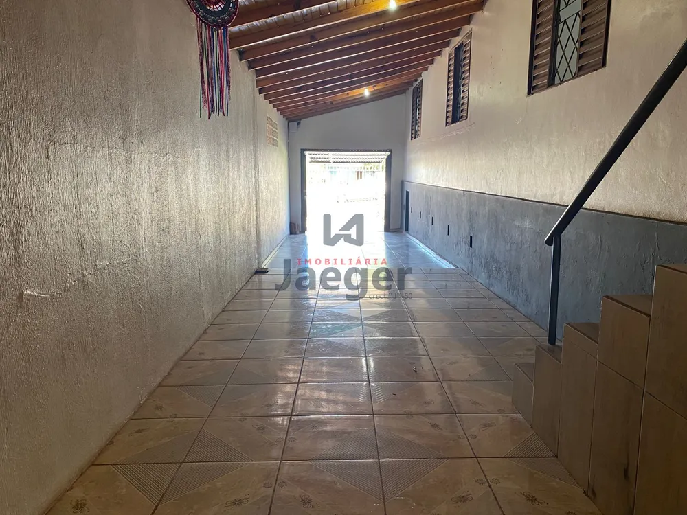 Casa, 4 quartos, 239 m² - Foto 1