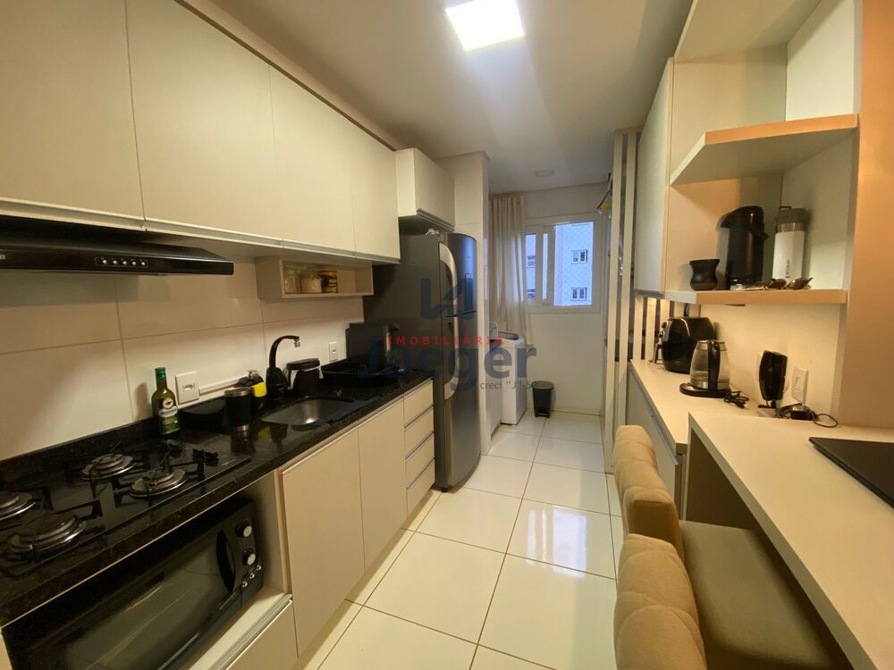 Apartamento à venda com 2 quartos, 55m² - Foto 2