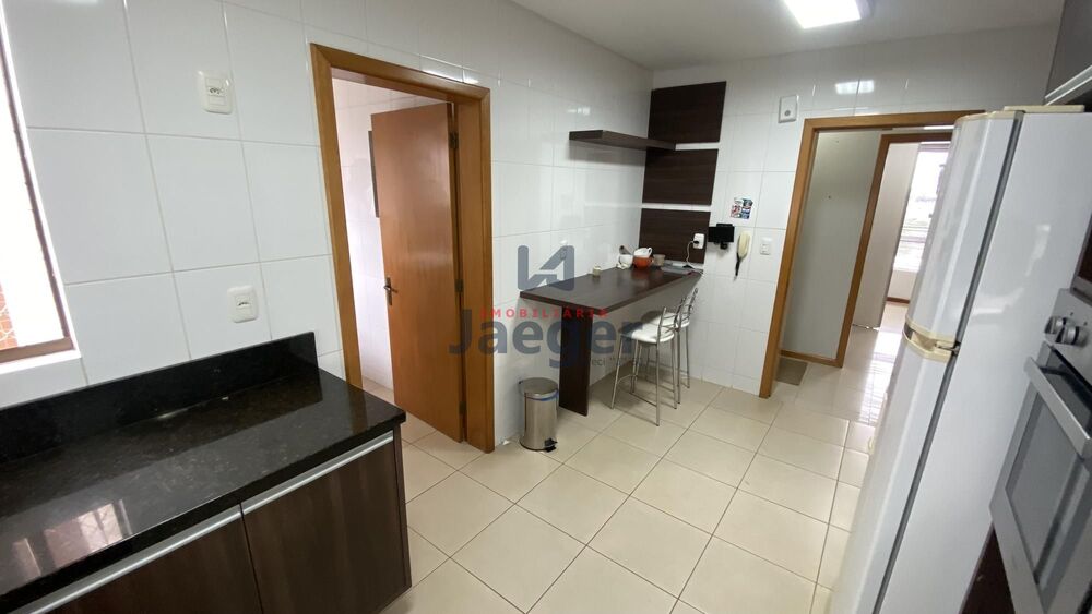 Apartamento, 3 quartos, 226 m² - Foto 13