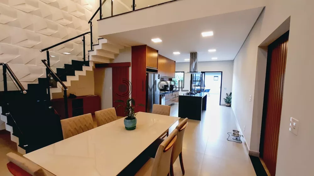 Casa à venda com 4 quartos, 310m² - Foto 4