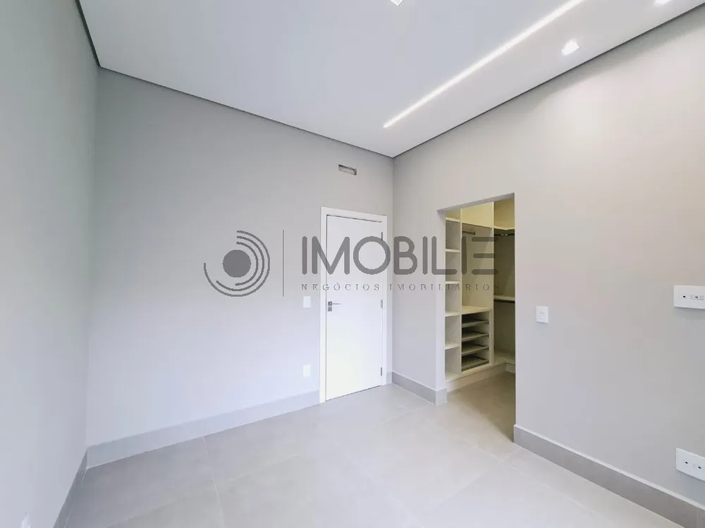 Casa, 3 quartos, 235 m² - Foto 6